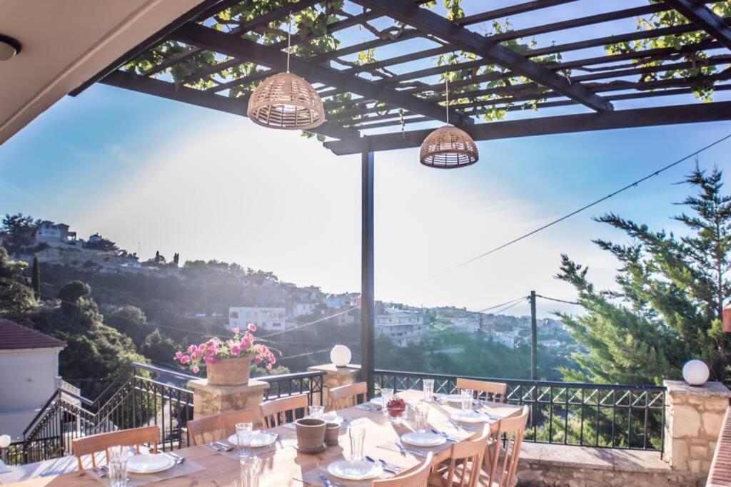 Villa Ventus, 40Sqm Private Pool & Hot Tub! Ρουσσοσπίτι Εξωτερικό φωτογραφία