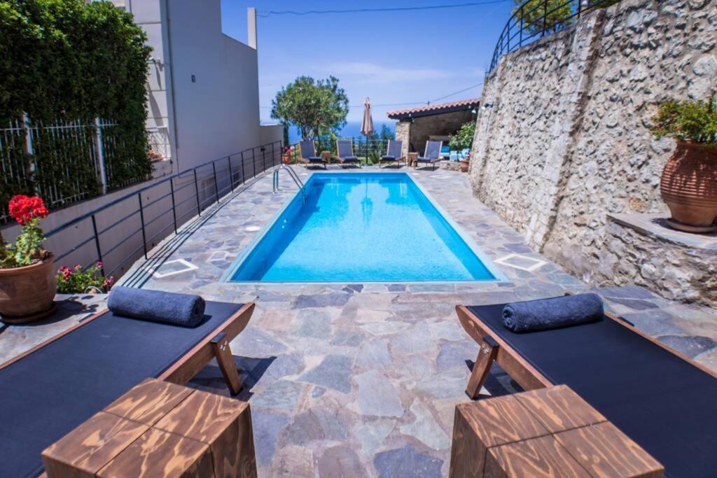 Villa Ventus, 40Sqm Private Pool & Hot Tub! Ρουσσοσπίτι Εξωτερικό φωτογραφία