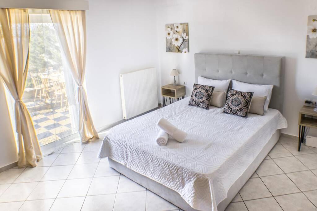 Villa Ventus, 40Sqm Private Pool & Hot Tub! Ρουσσοσπίτι Εξωτερικό φωτογραφία